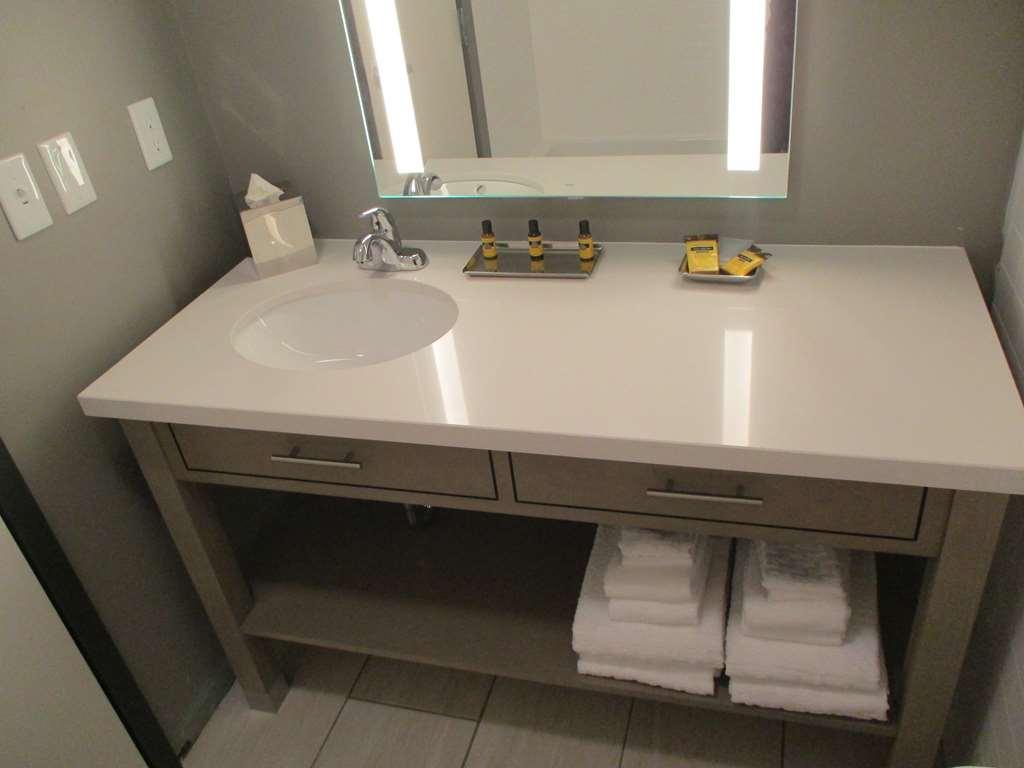 Best Western Plus Executive Residency Waterloo & Cedar Falls Номер фото