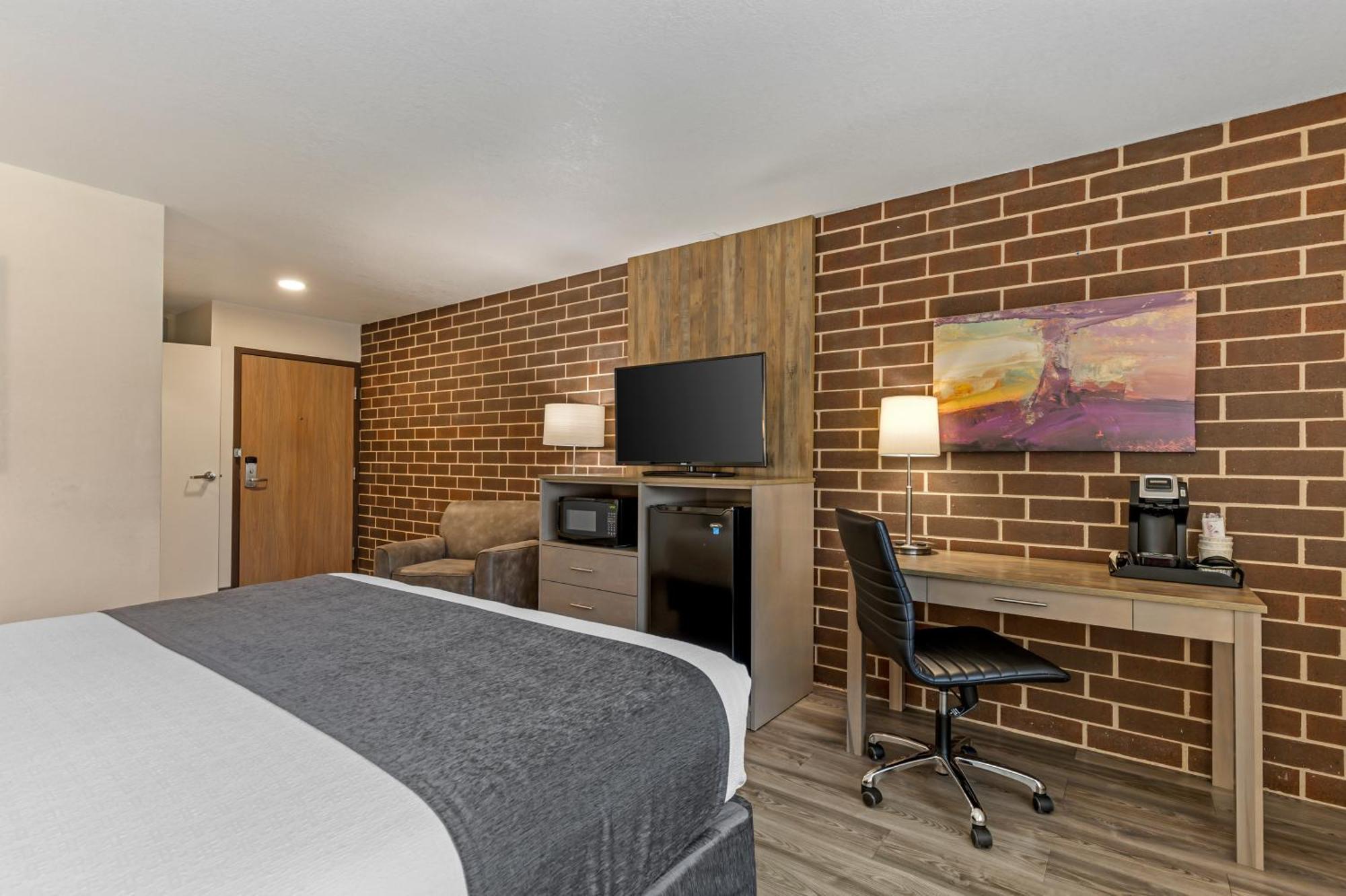 Best Western Plus Executive Residency Waterloo & Cedar Falls Экстерьер фото